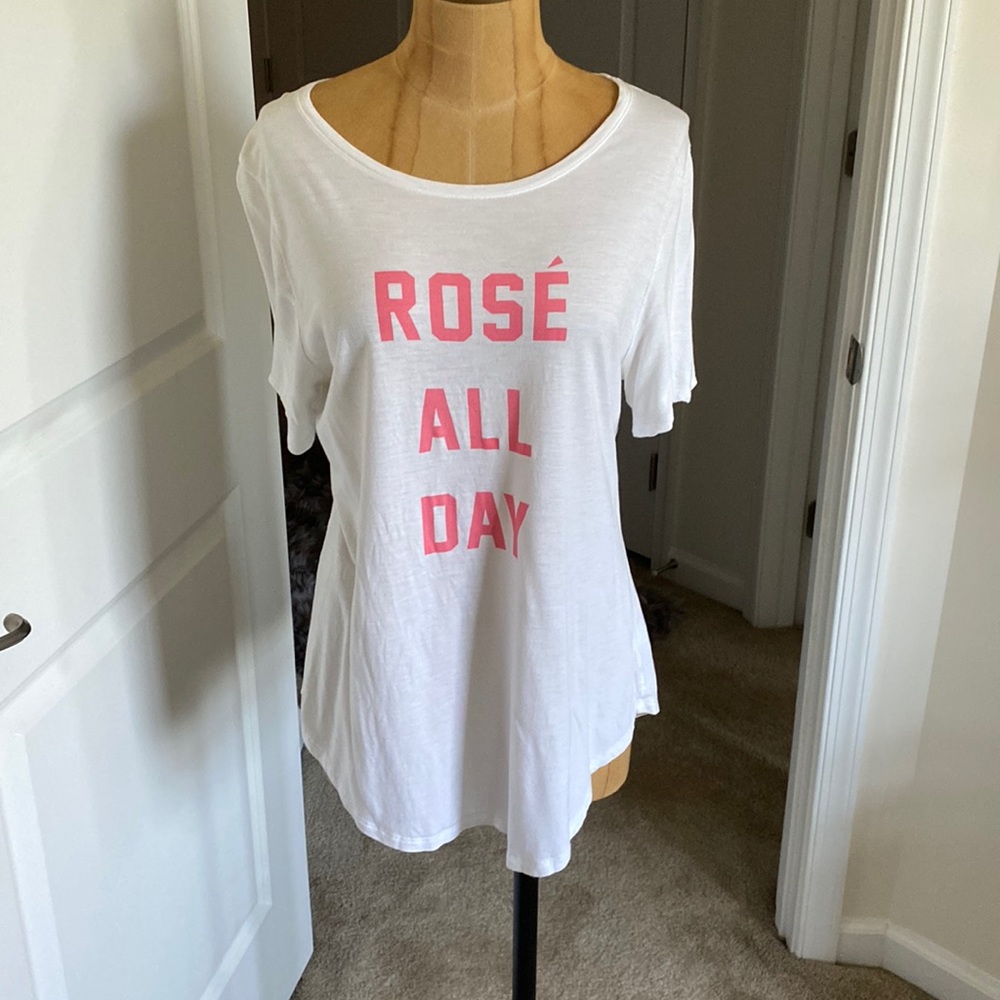 Old Navy Rose All Day T-shirt
